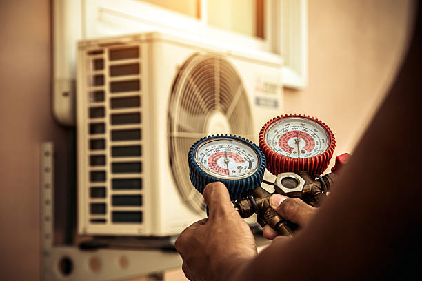 Professional Hvac Repair technician working in Montgomery, IN